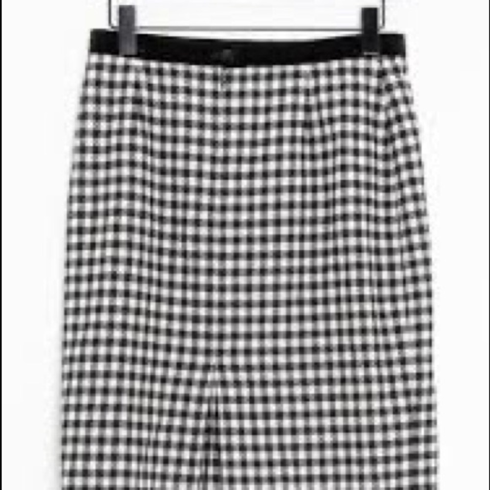 Escada- Black and White Skirt